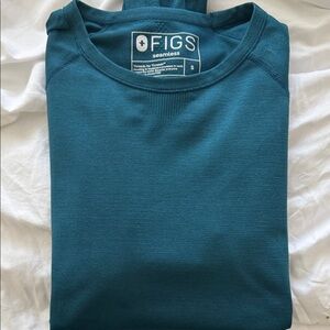 FIGS Seamless Crew Neck Top in Teal Blue